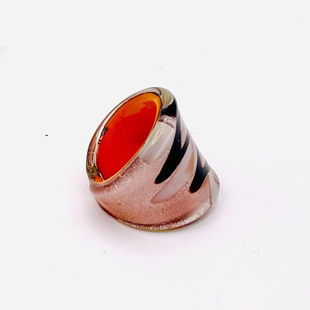 Fab Vintage Murano Italy Art Glass Statement Ring Peach Black White